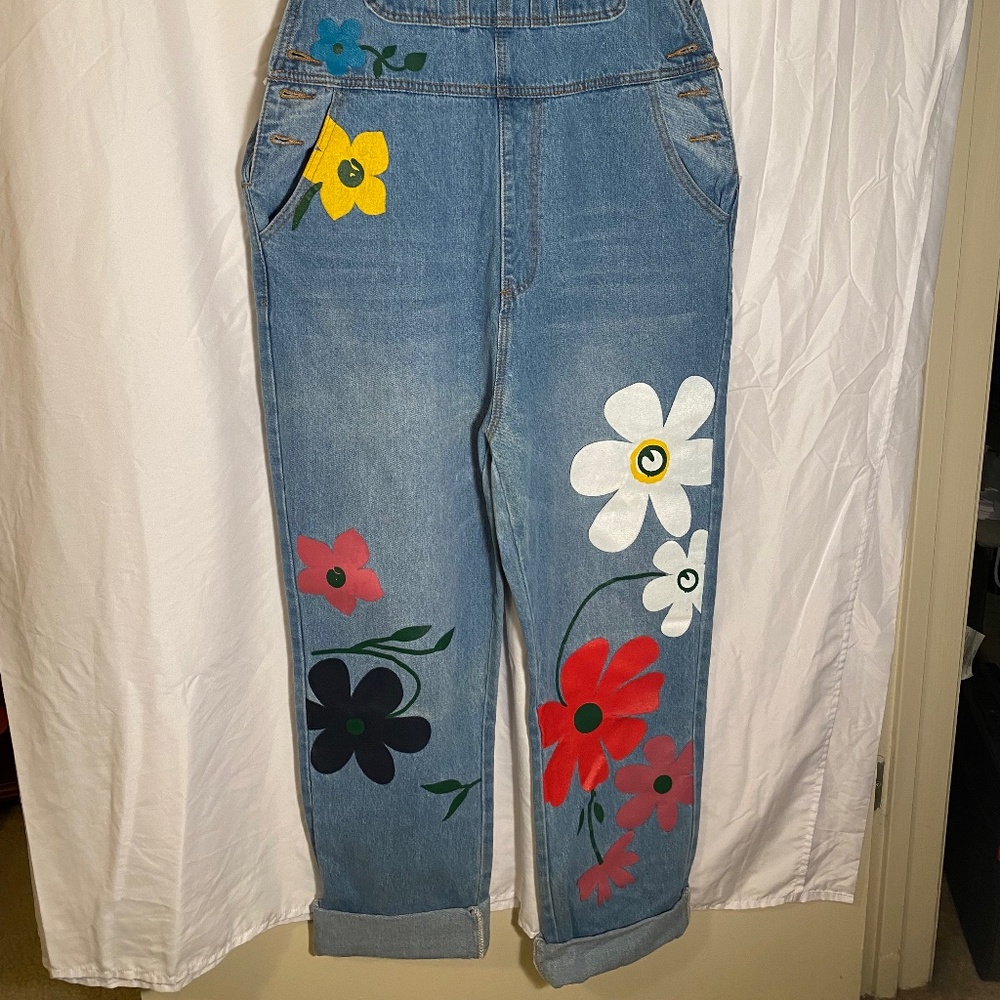 FUN, HAPPY OVERALLS!
